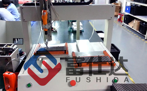 桌面型自動鎖螺絲機 桌面型自動鎖螺絲機