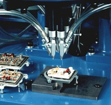 桌面式自動鎖螺絲機(jī)的應(yīng)用